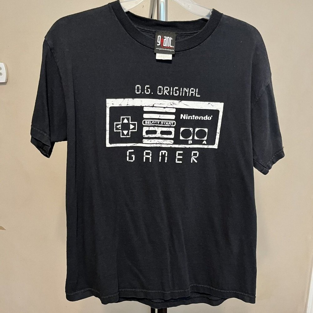 Vintage T-Shirt Nintendo “OG‎ GAMER” Controller On GIANT Tag Black Medium Y2K